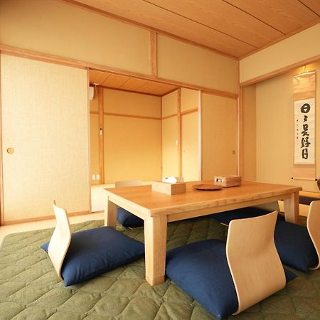 Rikka Baba Ichi Villa Takayama  Buitenkant foto